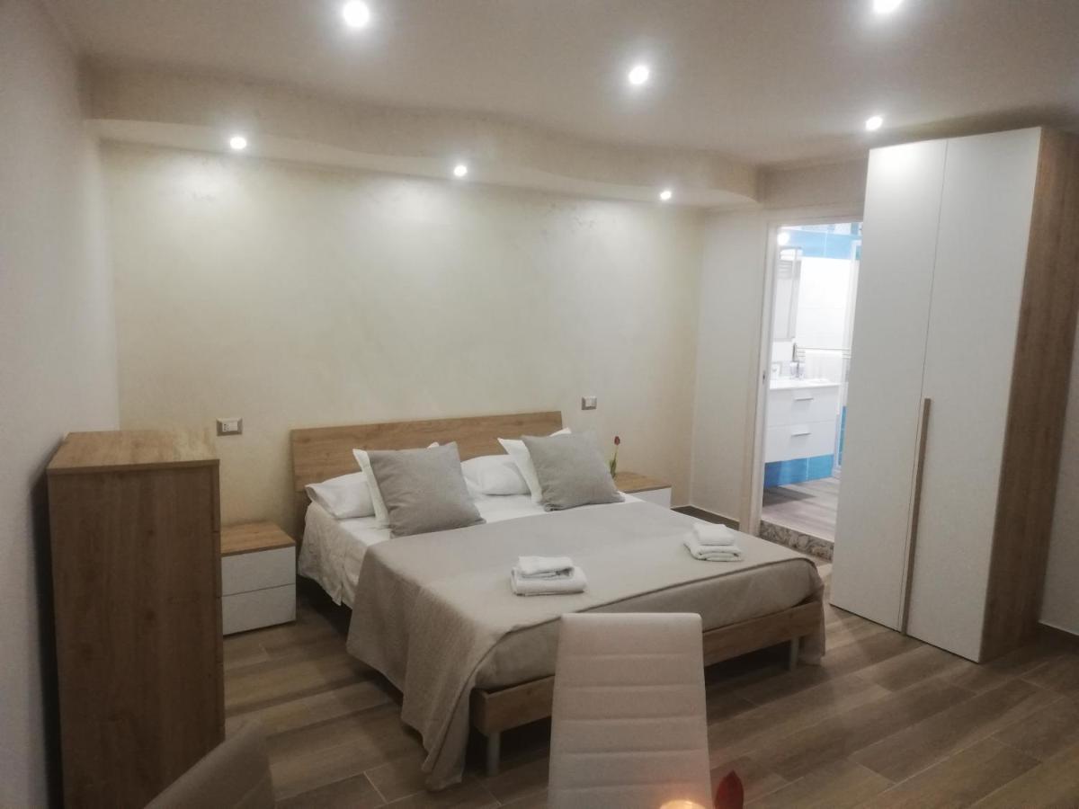 Maremonti Apartments 卡斯特拉玛雷帝斯达比亚 外观 照片