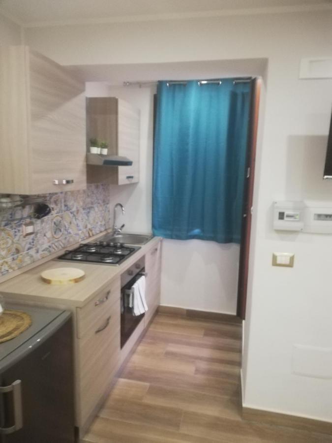 Maremonti Apartments 卡斯特拉玛雷帝斯达比亚 外观 照片
